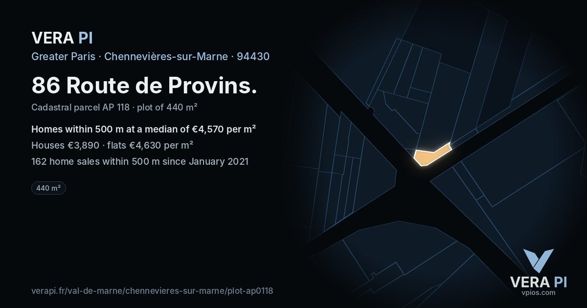 86 Route de Provins, Chennevières-sur-Marne at night – the plot lit, the parcels around coloured by the prices near them