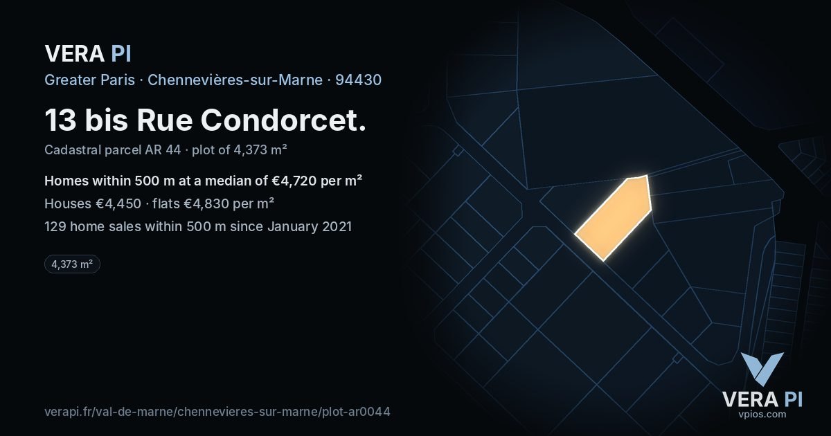 13 bis Rue Condorcet, Chennevières-sur-Marne at night – the plot lit, the parcels around coloured by the prices near them