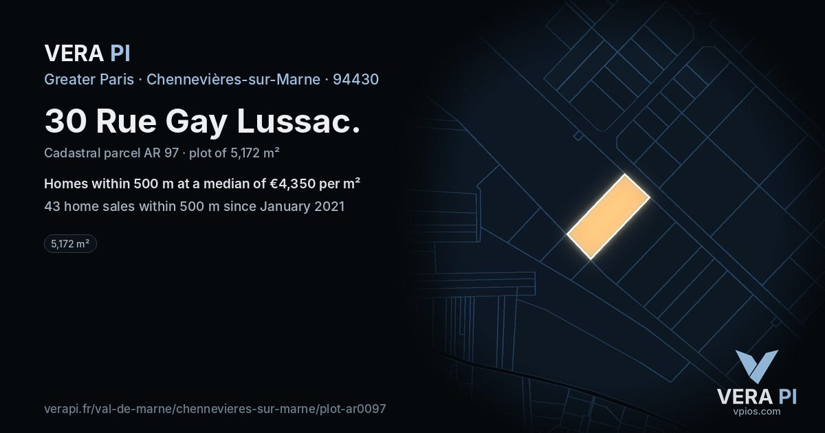 30 Rue Gay Lussac, Chennevières-sur-Marne at night – the plot lit, the parcels around coloured by the prices near them