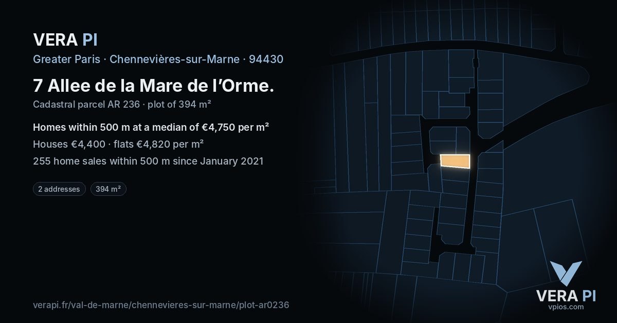 7 Allee de la Mare de l’Orme, Chennevières-sur-Marne at night – the plot lit, the parcels around coloured by the prices near them