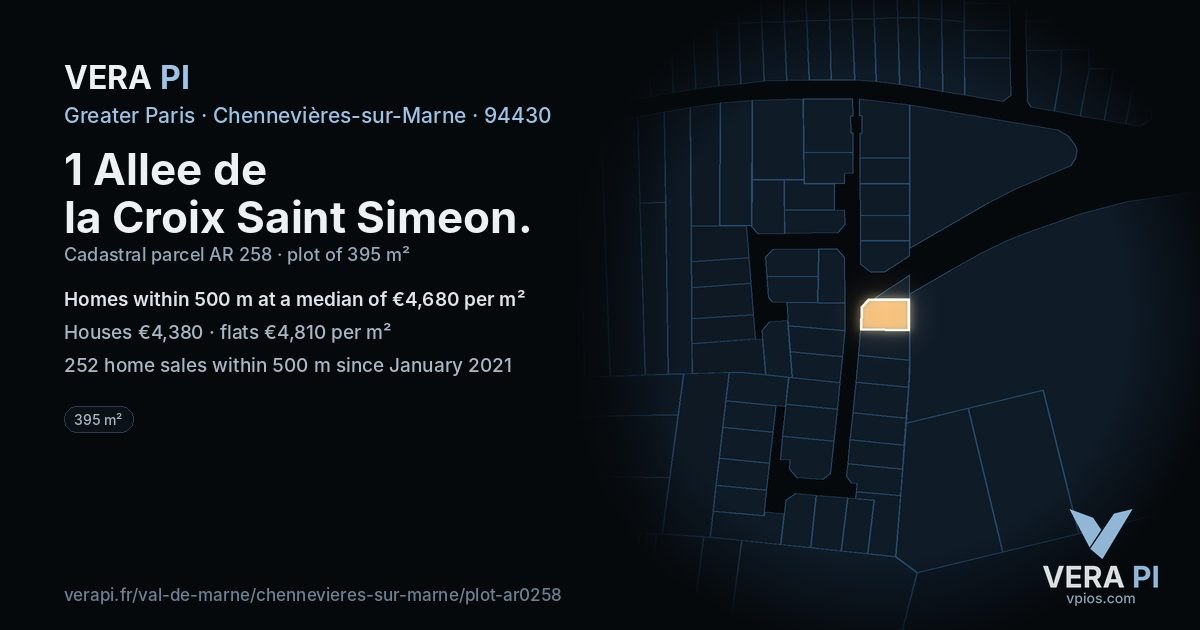 1 Allee de la Croix Saint Simeon, Chennevières-sur-Marne at night – the plot lit, the parcels around coloured by the prices near them