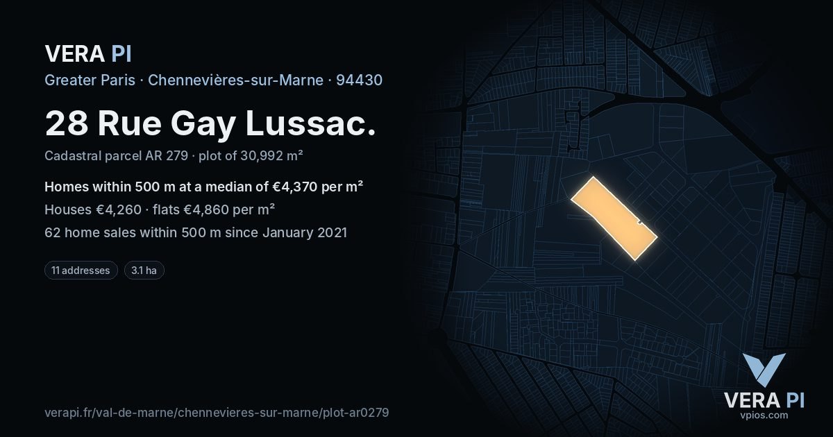 28 Rue Gay Lussac, Chennevières-sur-Marne at night – the plot lit, the parcels around coloured by the prices near them