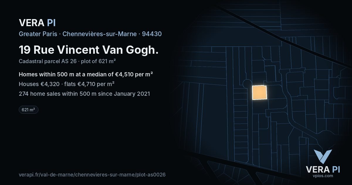 19 Rue Vincent Van Gogh, Chennevières-sur-Marne at night – the plot lit, the parcels around coloured by the prices near them