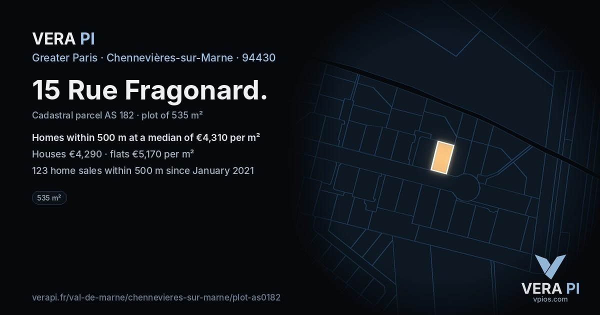 15 Rue Fragonard, Chennevières-sur-Marne at night – the plot lit, the parcels around coloured by the prices near them