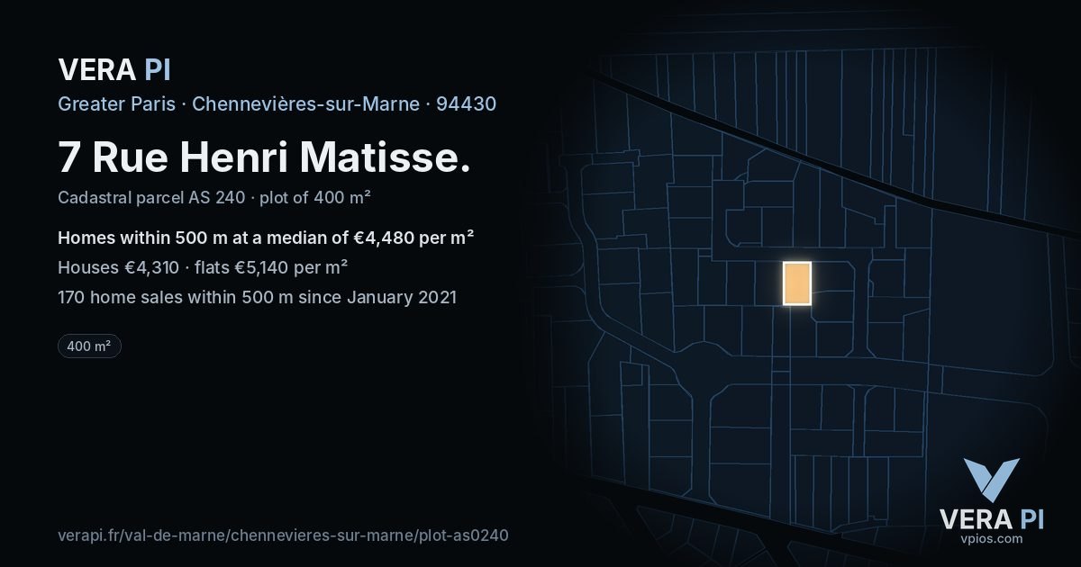 7 Rue Henri Matisse, Chennevières-sur-Marne at night – the plot lit, the parcels around coloured by the prices near them
