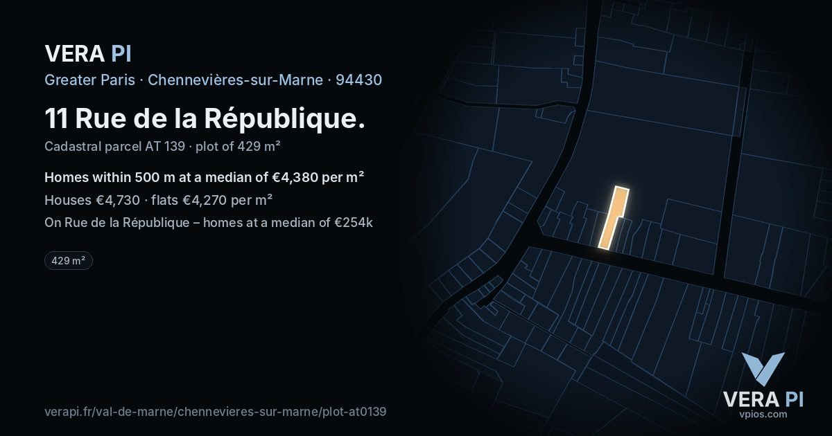 11 Rue de la République, Chennevières-sur-Marne at night – the plot lit, the parcels around coloured by the prices near them