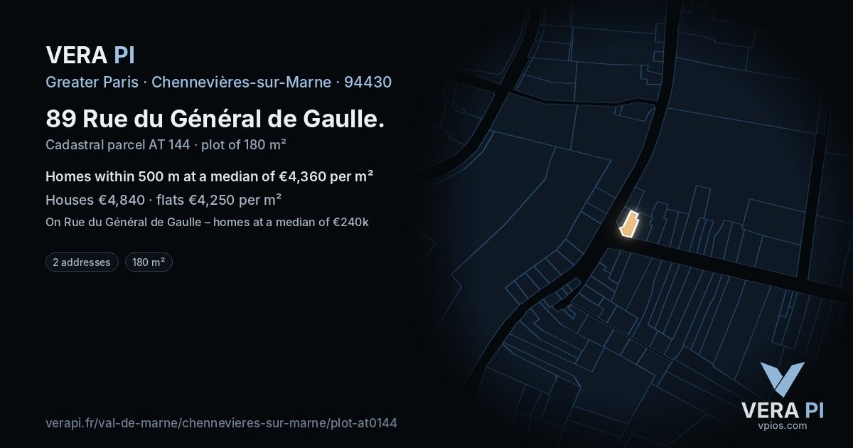 89 Rue du Général de Gaulle, Chennevières-sur-Marne at night – the plot lit, the parcels around coloured by the prices near them