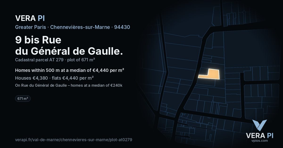9 bis Rue du Général de Gaulle, Chennevières-sur-Marne at night – the plot lit, the parcels around coloured by the prices near them