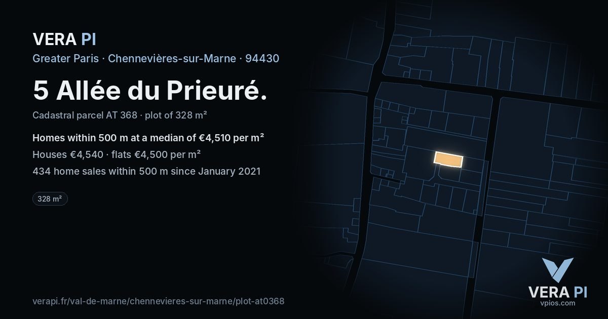 5 Allée du Prieuré, Chennevières-sur-Marne at night – the plot lit, the parcels around coloured by the prices near them
