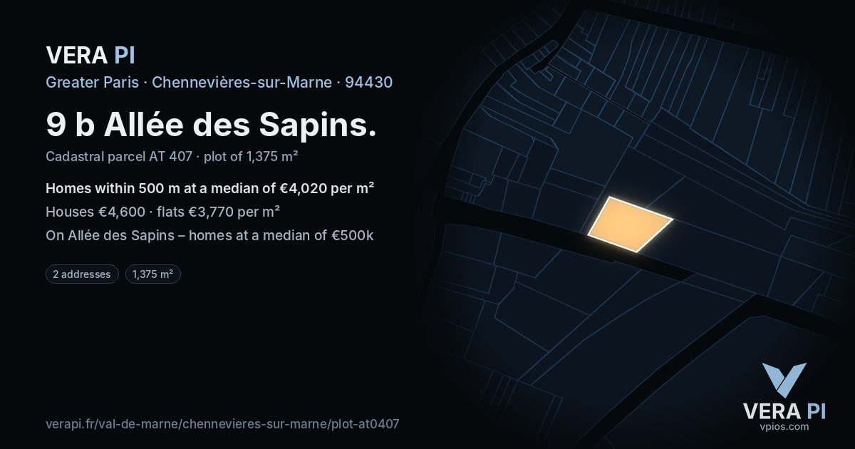 9 b Allée des Sapins, Chennevières-sur-Marne at night – the plot lit, the parcels around coloured by the prices near them