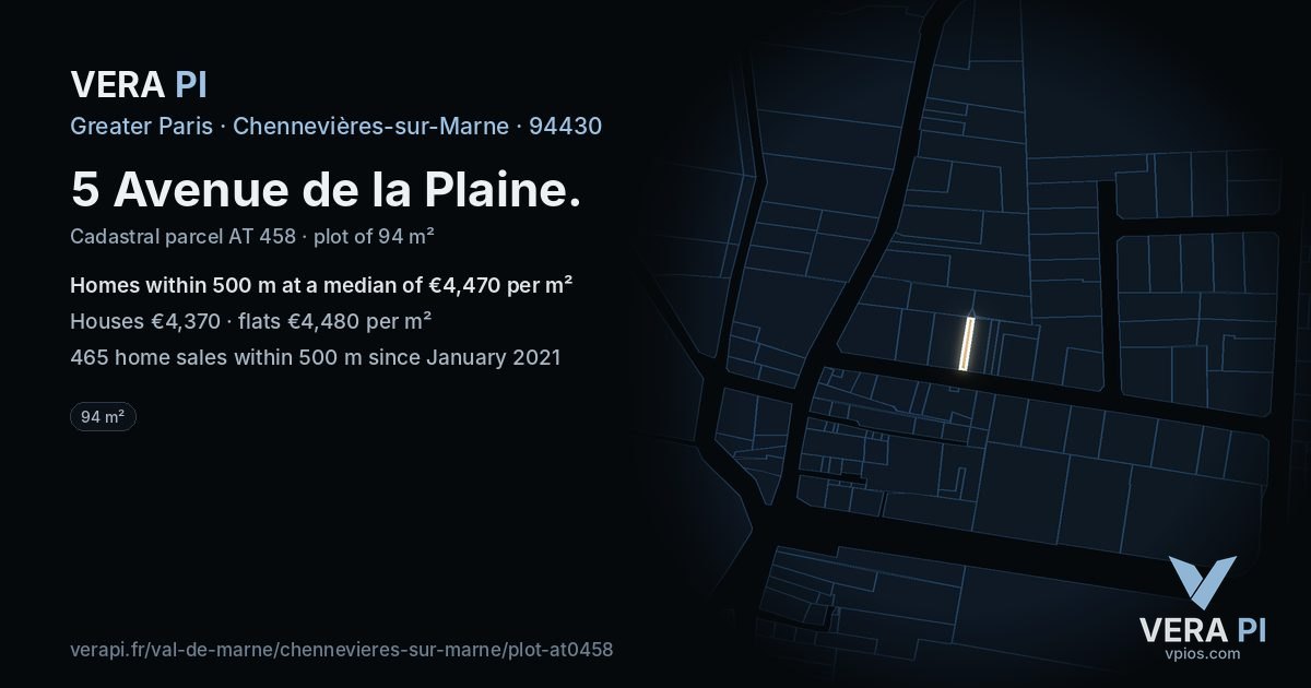 5 Avenue de la Plaine, Chennevières-sur-Marne at night – the plot lit, the parcels around coloured by the prices near them