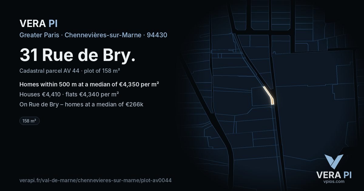 31 Rue de Bry, Chennevières-sur-Marne at night – the plot lit, the parcels around coloured by the prices near them