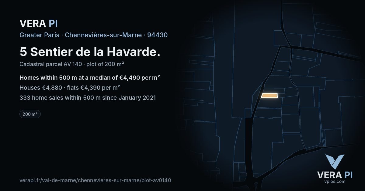 5 Sentier de la Havarde, Chennevières-sur-Marne at night – the plot lit, the parcels around coloured by the prices near them