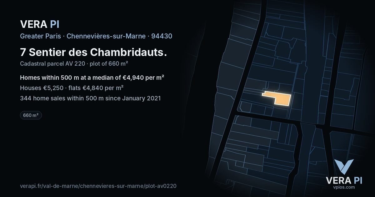 7 Sentier des Chambridauts, Chennevières-sur-Marne at night – the plot lit, the parcels around coloured by the prices near them