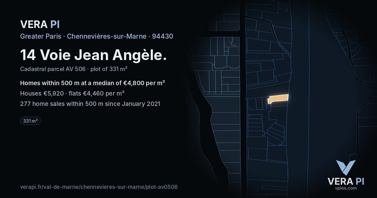 14 Voie Jean Angèle, Chennevières-sur-Marne at night – the plot lit, the parcels around coloured by the prices near them