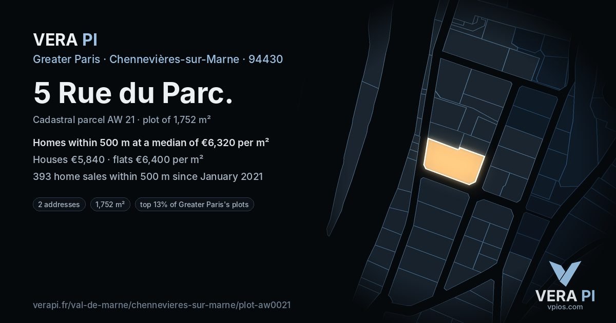 5 Rue du Parc, Chennevières-sur-Marne at night – the plot lit, the parcels around coloured by the prices near them