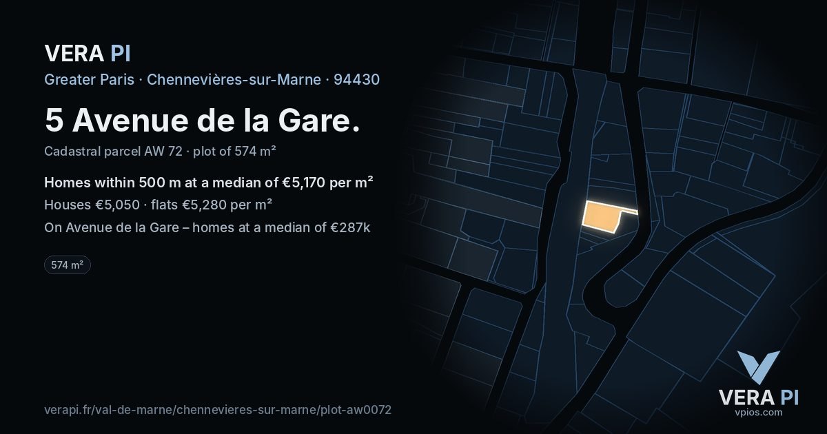 5 Avenue de la Gare, Chennevières-sur-Marne at night – the plot lit, the parcels around coloured by the prices near them