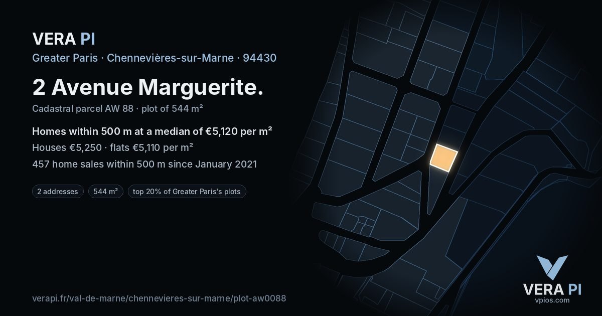 2 Avenue Marguerite, Chennevières-sur-Marne at night – the plot lit, the parcels around coloured by the prices near them