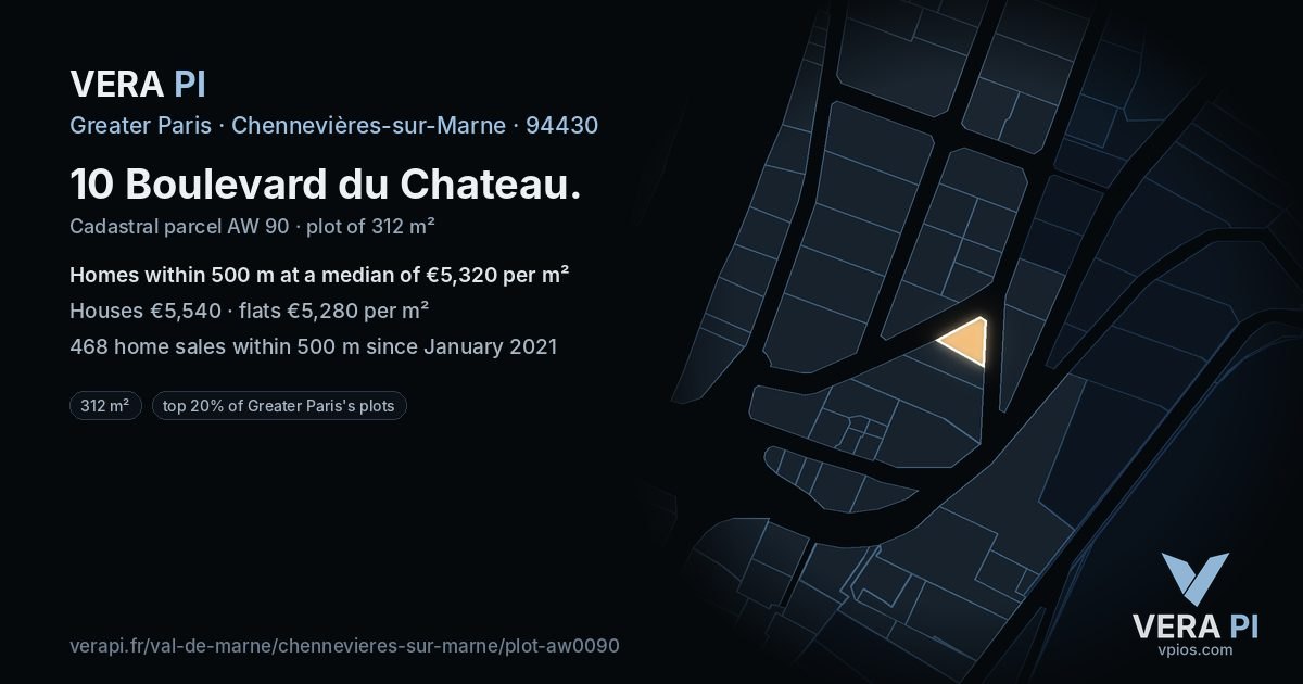 10 Boulevard du Chateau, Chennevières-sur-Marne at night – the plot lit, the parcels around coloured by the prices near them
