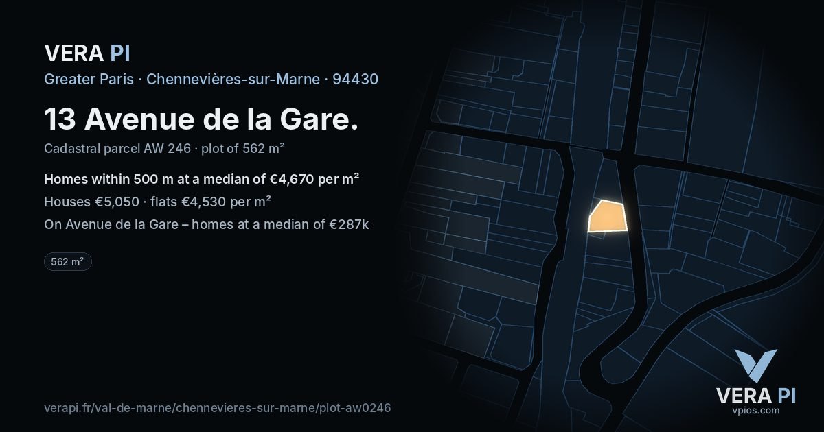 13 Avenue de la Gare, Chennevières-sur-Marne at night – the plot lit, the parcels around coloured by the prices near them