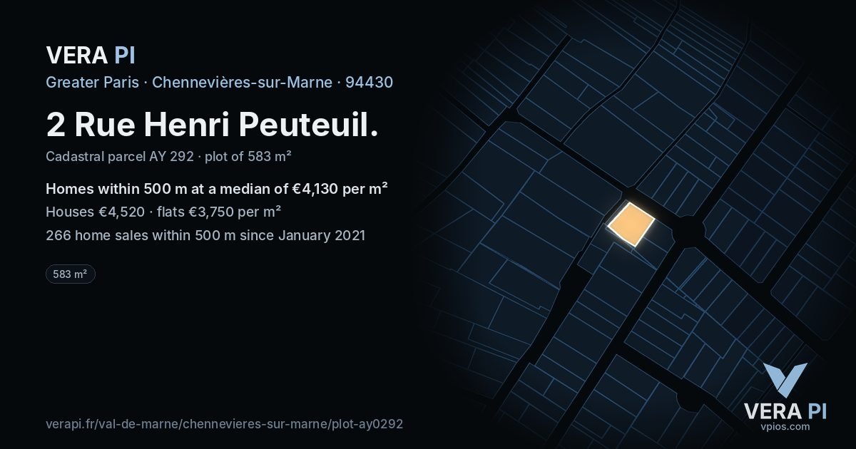 2 Rue Henri Peuteuil, Chennevières-sur-Marne at night – the plot lit, the parcels around coloured by the prices near them