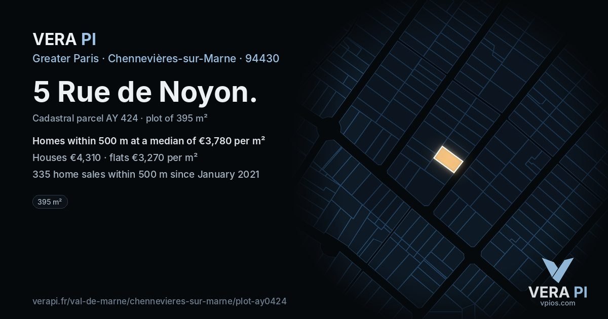 5 Rue de Noyon, Chennevières-sur-Marne at night – the plot lit, the parcels around coloured by the prices near them