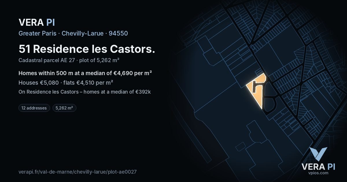 51 Residence les Castors, Chevilly-Larue at night – the plot lit, the parcels around coloured by the prices near them