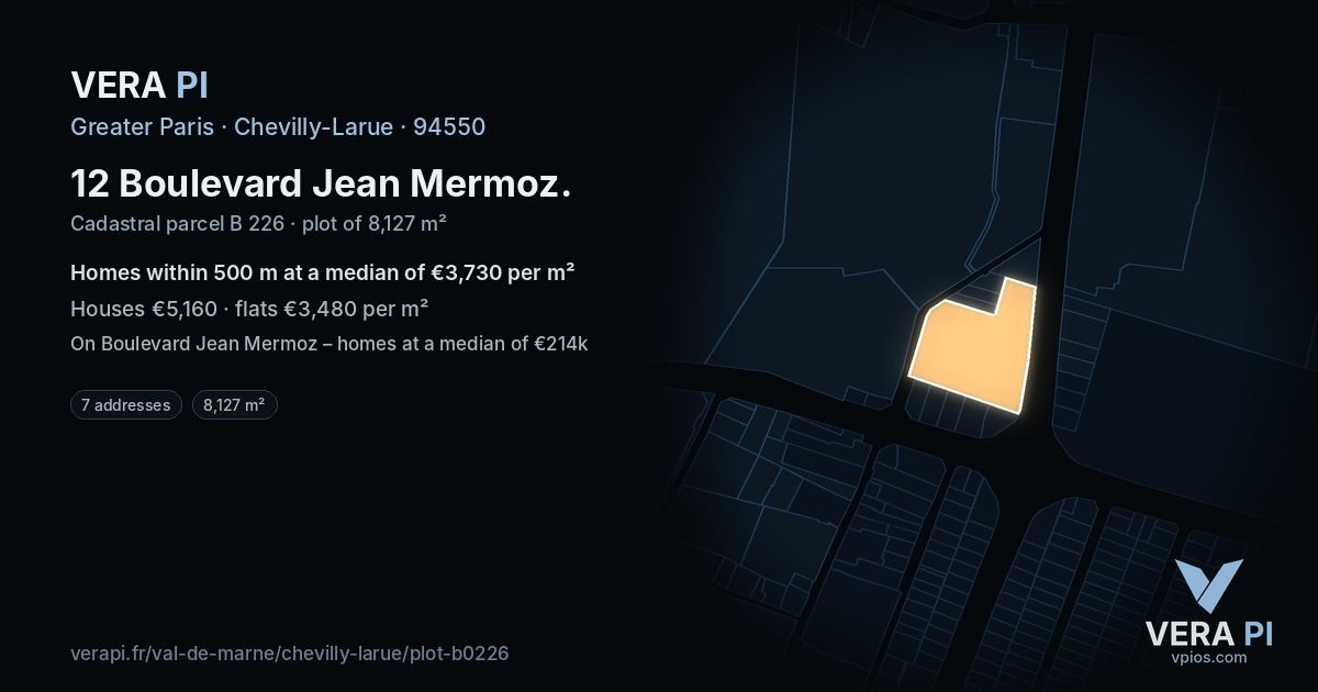 12 Boulevard Jean Mermoz, Chevilly-Larue at night – the plot lit, the parcels around coloured by the prices near them