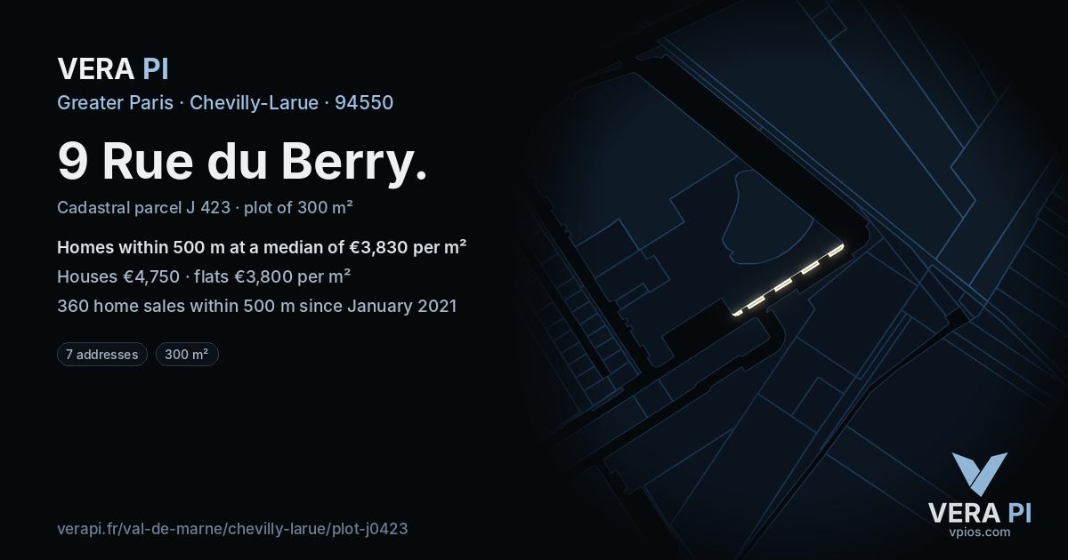 9 Rue du Berry, Chevilly-Larue at night – the plot lit, the parcels around coloured by the prices near them