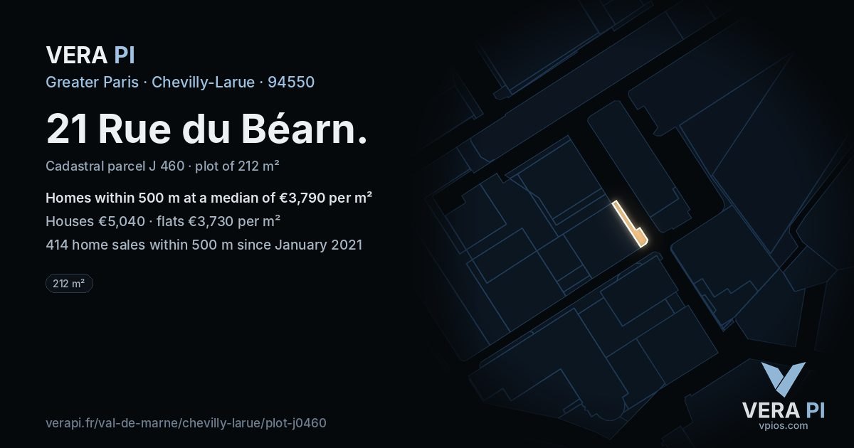 21 Rue du Béarn, Chevilly-Larue at night – the plot lit, the parcels around coloured by the prices near them