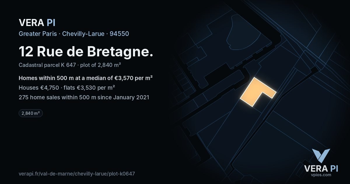 12 Rue de Bretagne, Chevilly-Larue at night – the plot lit, the parcels around coloured by the prices near them