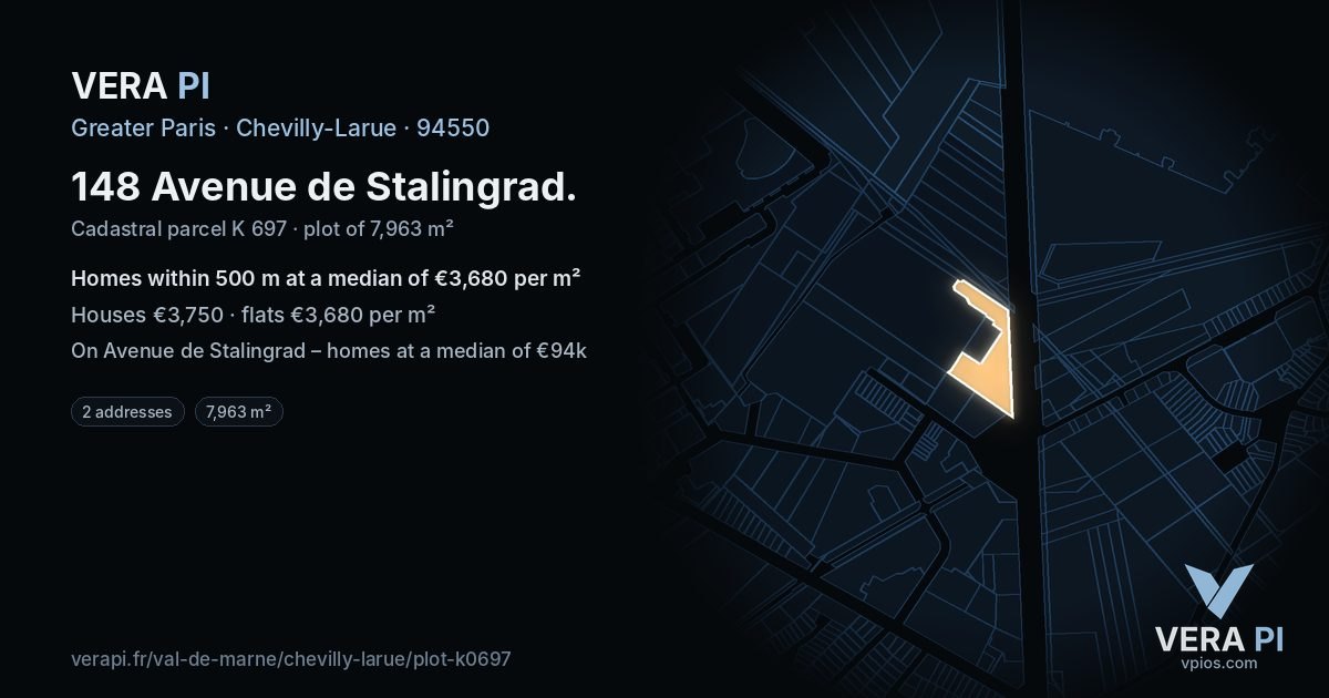 148 Avenue de Stalingrad, Chevilly-Larue at night – the plot lit, the parcels around coloured by the prices near them