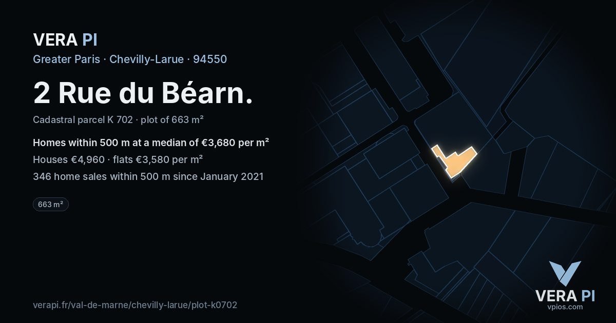 2 Rue du Béarn, Chevilly-Larue at night – the plot lit, the parcels around coloured by the prices near them
