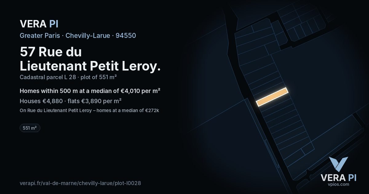 57 Rue du Lieutenant Petit Leroy, Chevilly-Larue at night – the plot lit, the parcels around coloured by the prices near them
