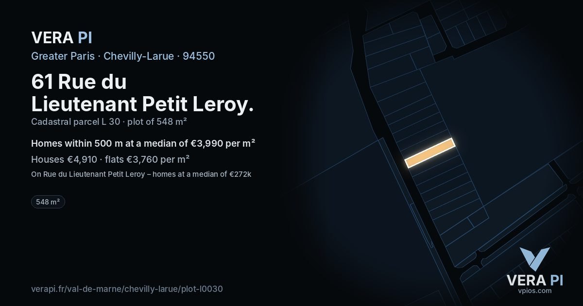61 Rue du Lieutenant Petit Leroy, Chevilly-Larue at night – the plot lit, the parcels around coloured by the prices near them