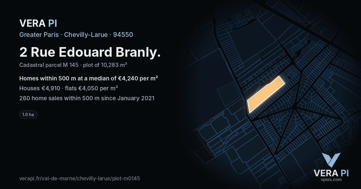 2 Rue Edouard Branly, Chevilly-Larue at night – the plot lit, the parcels around coloured by the prices near them