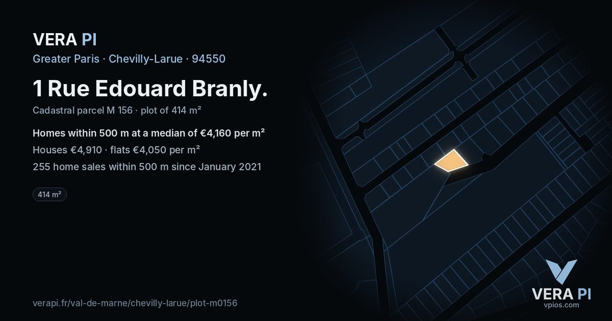 1 Rue Edouard Branly, Chevilly-Larue at night – the plot lit, the parcels around coloured by the prices near them