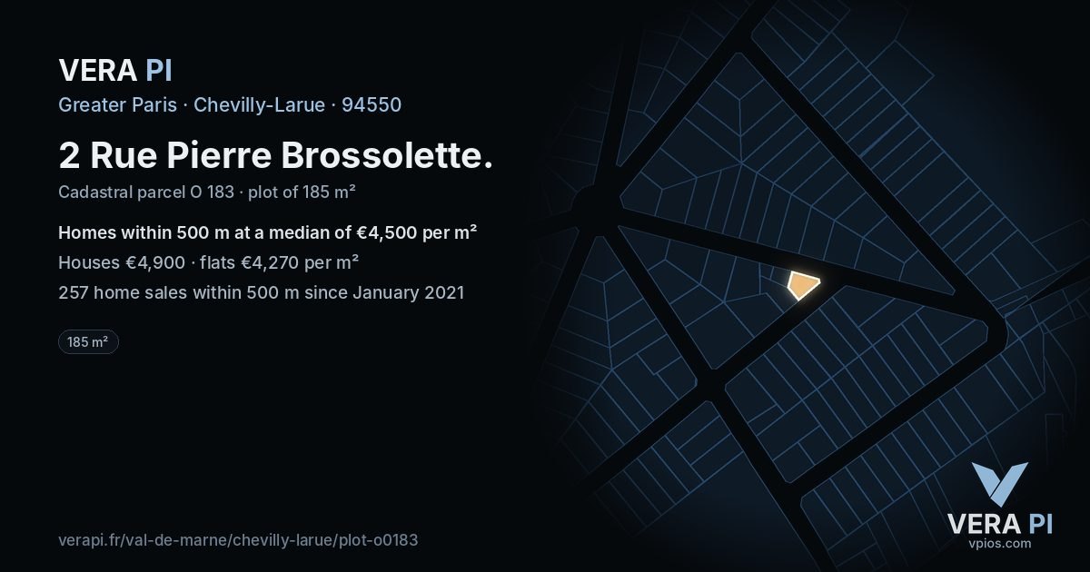 2 Rue Pierre Brossolette, Chevilly-Larue at night – the plot lit, the parcels around coloured by the prices near them