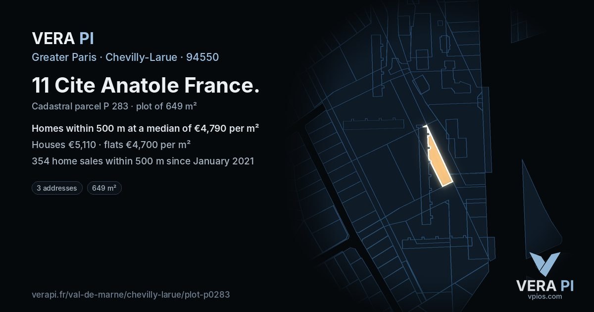 11 Cite Anatole France, Chevilly-Larue at night – the plot lit, the parcels around coloured by the prices near them