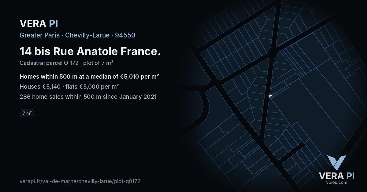 14 bis Rue Anatole France, Chevilly-Larue at night – the plot lit, the parcels around coloured by the prices near them