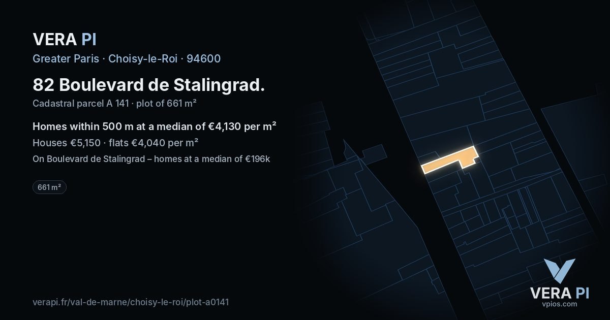 82 Boulevard de Stalingrad, Choisy-le-Roi at night – the plot lit, the parcels around coloured by the prices near them