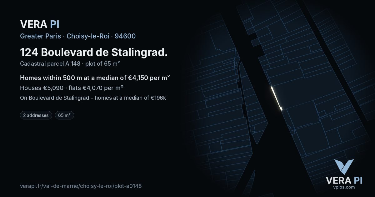 124 Boulevard de Stalingrad, Choisy-le-Roi at night – the plot lit, the parcels around coloured by the prices near them