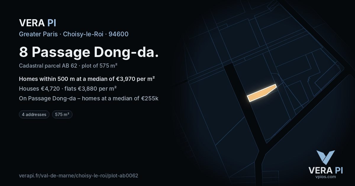 8 Passage Dong-da, Choisy-le-Roi at night – the plot lit, the parcels around coloured by the prices near them