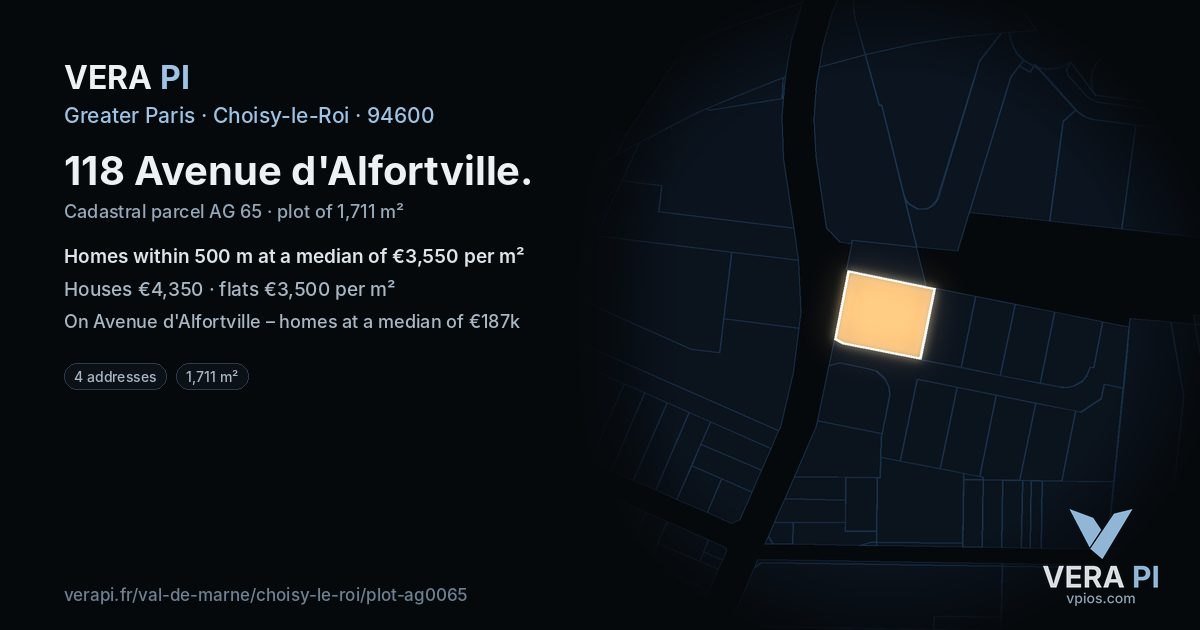 118 Avenue d'Alfortville, Choisy-le-Roi at night – the plot lit, the parcels around coloured by the prices near them