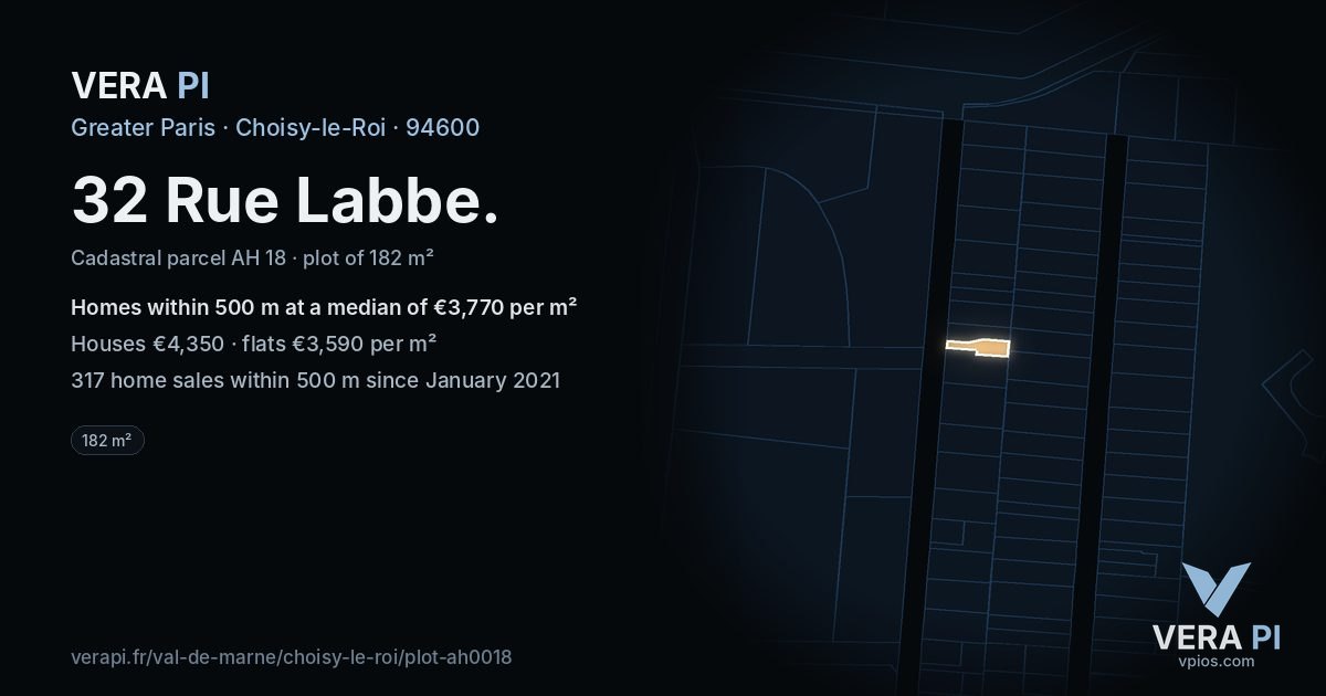 32 Rue Labbe, Choisy-le-Roi at night – the plot lit, the parcels around coloured by the prices near them