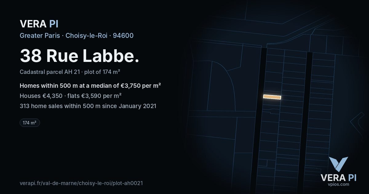 38 Rue Labbe, Choisy-le-Roi at night – the plot lit, the parcels around coloured by the prices near them