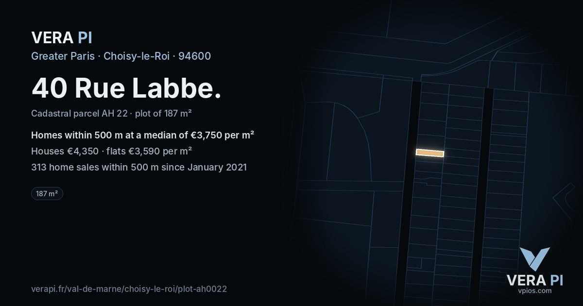 40 Rue Labbe, Choisy-le-Roi at night – the plot lit, the parcels around coloured by the prices near them