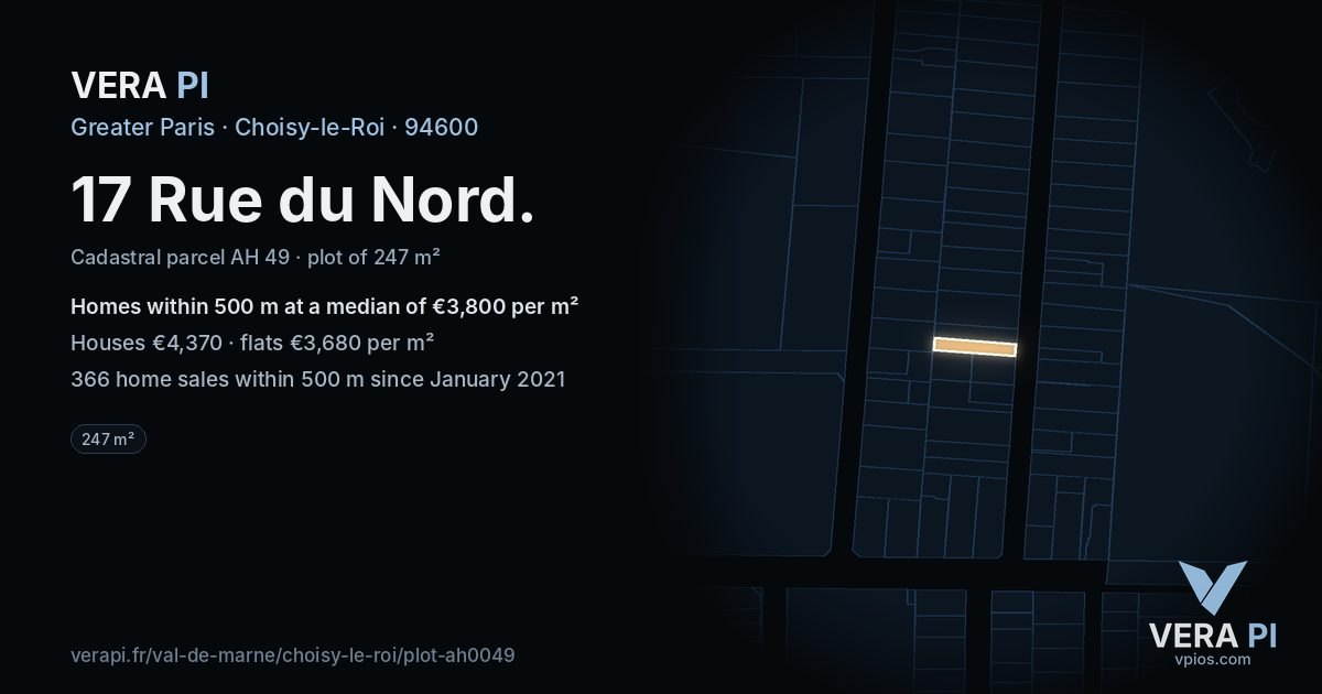 17 Rue du Nord, Choisy-le-Roi at night – the plot lit, the parcels around coloured by the prices near them