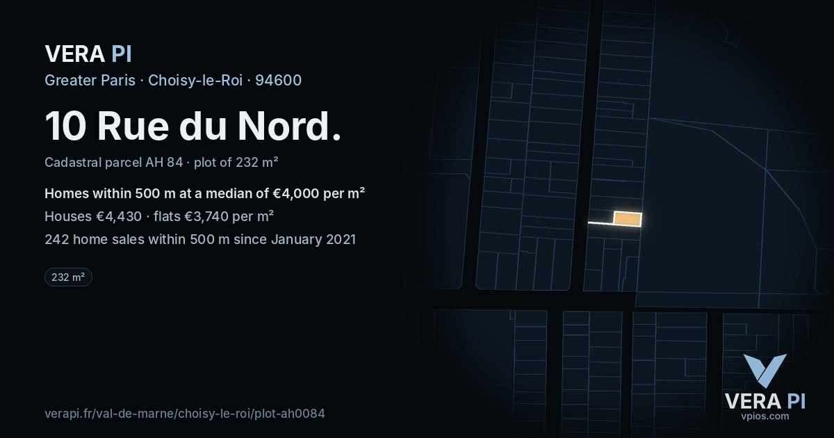10 Rue du Nord, Choisy-le-Roi at night – the plot lit, the parcels around coloured by the prices near them