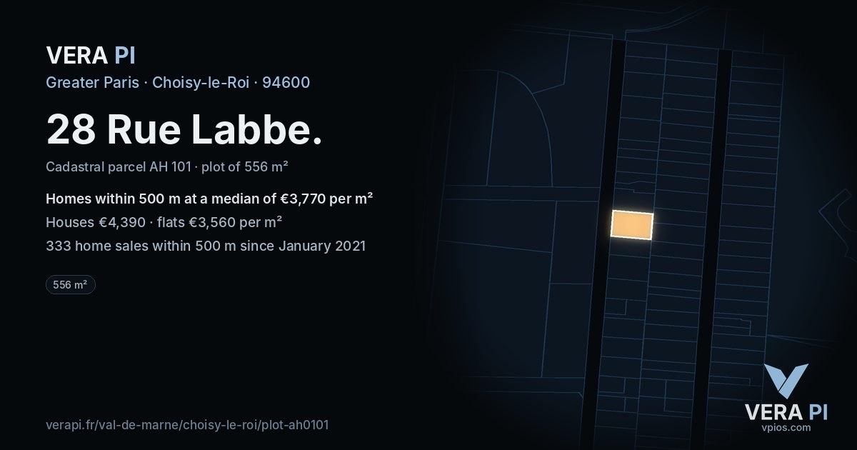 28 Rue Labbe, Choisy-le-Roi at night – the plot lit, the parcels around coloured by the prices near them